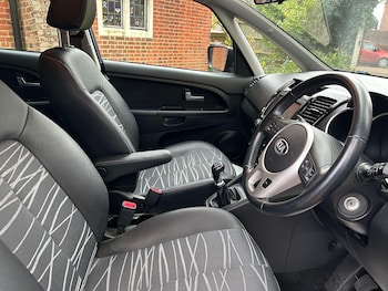 Used Kia Venga 2017 for sale - 76456849: Photo