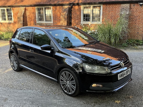 Used Volkswagen Polo 2023 for sale - 76012657: Photo 2