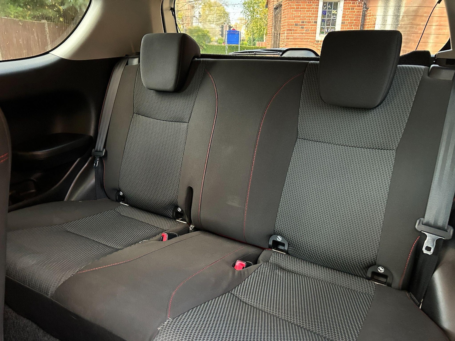 Used Suzuki Swift 2014 for sale - 76498938: Photo 10