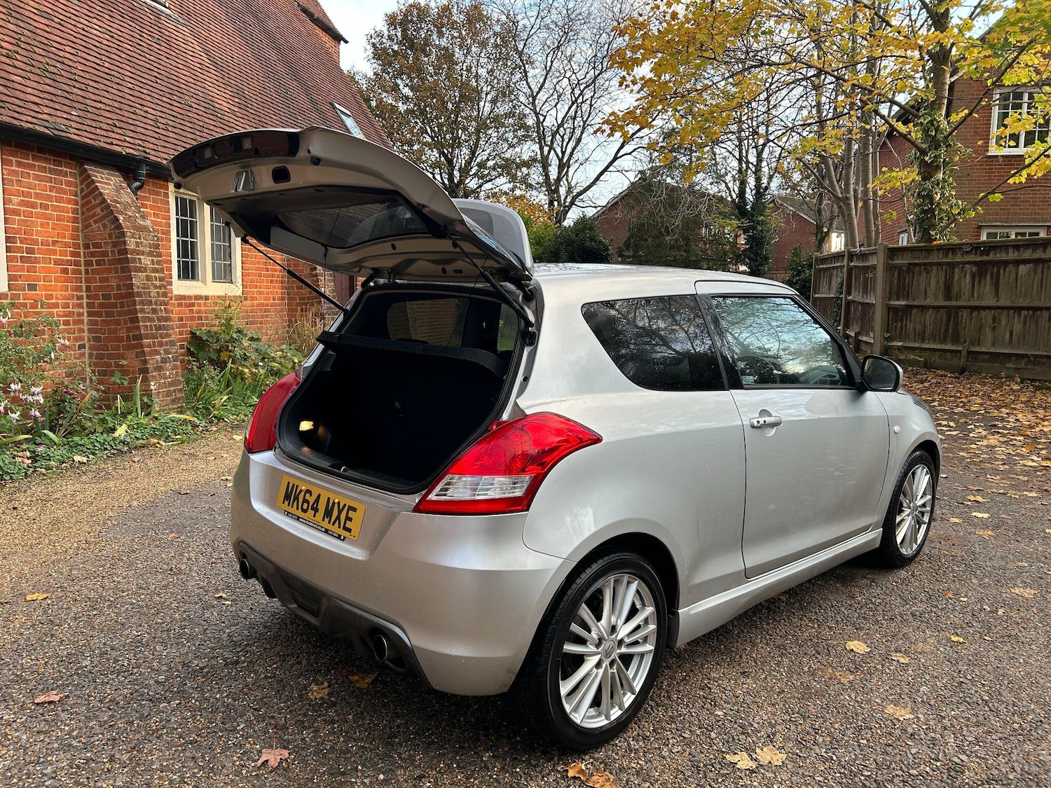 Used Suzuki Swift 2014 for sale - 76498938: Photo 17