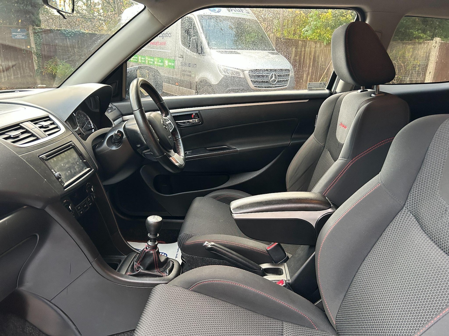 Used Suzuki Swift 2014 for sale - 76498938: Photo 3