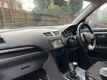 Used Suzuki Swift 2014 for sale - 76498938: Photo