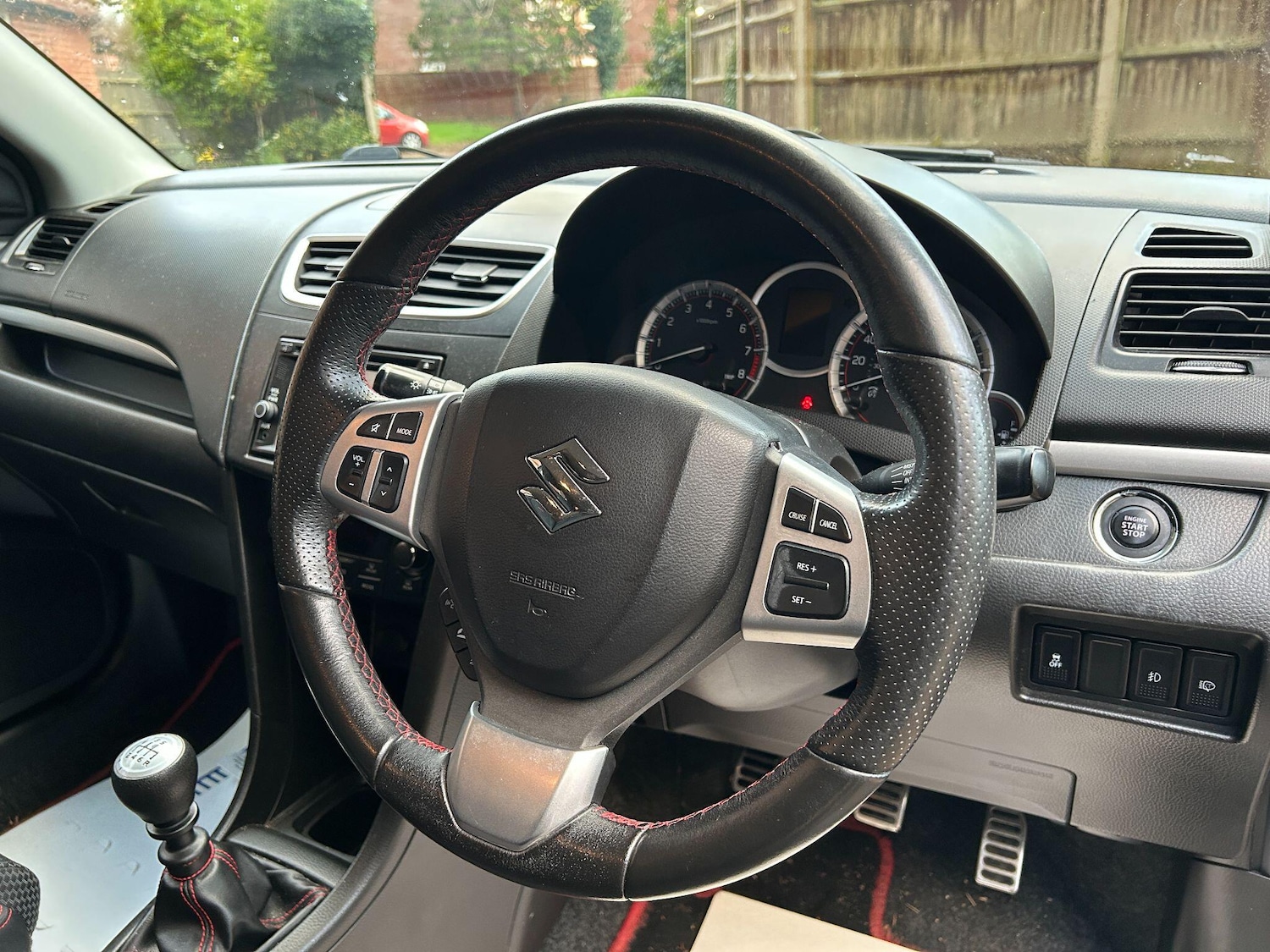 Used Suzuki Swift 2014 for sale - 76498938: Photo 5