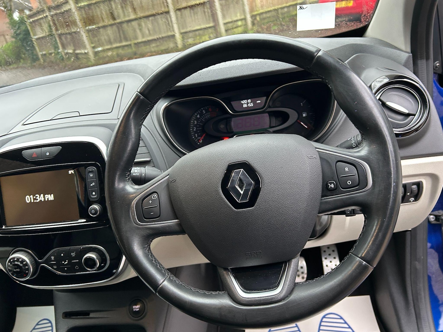 Used Renault Captur 2019 for sale - 76993233: Photo 6