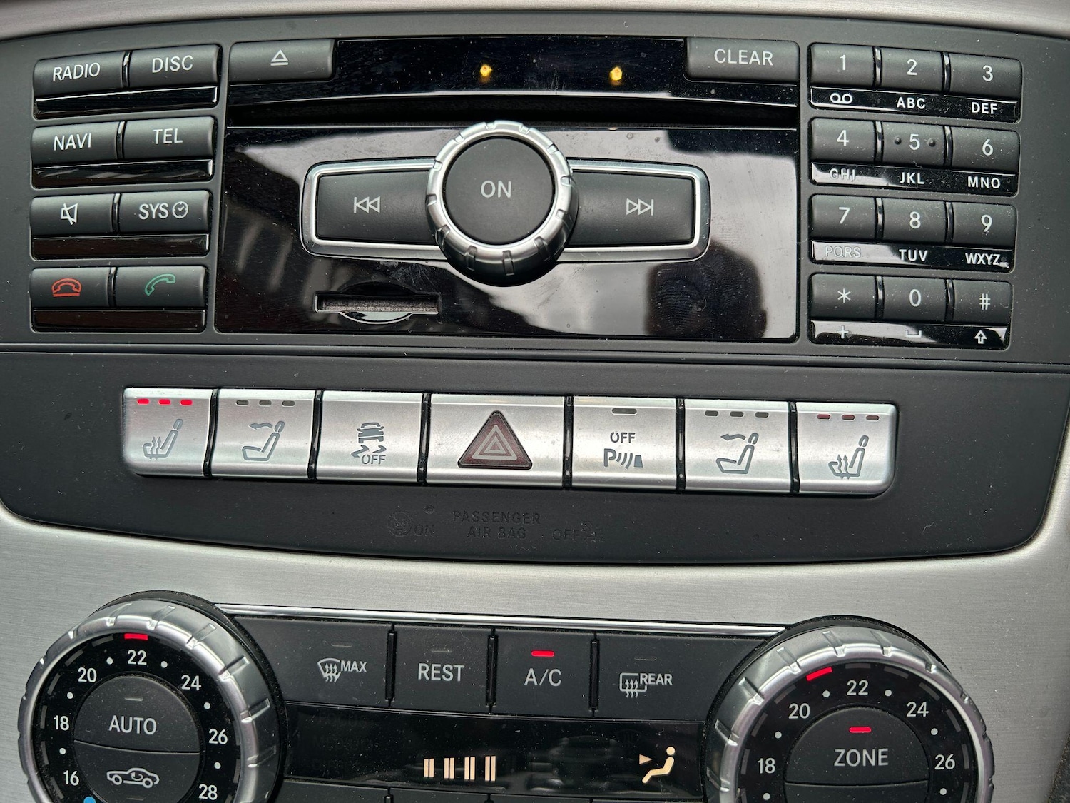 Used Mercedes-Benz SL 2014 for sale - 76993626: Photo 16