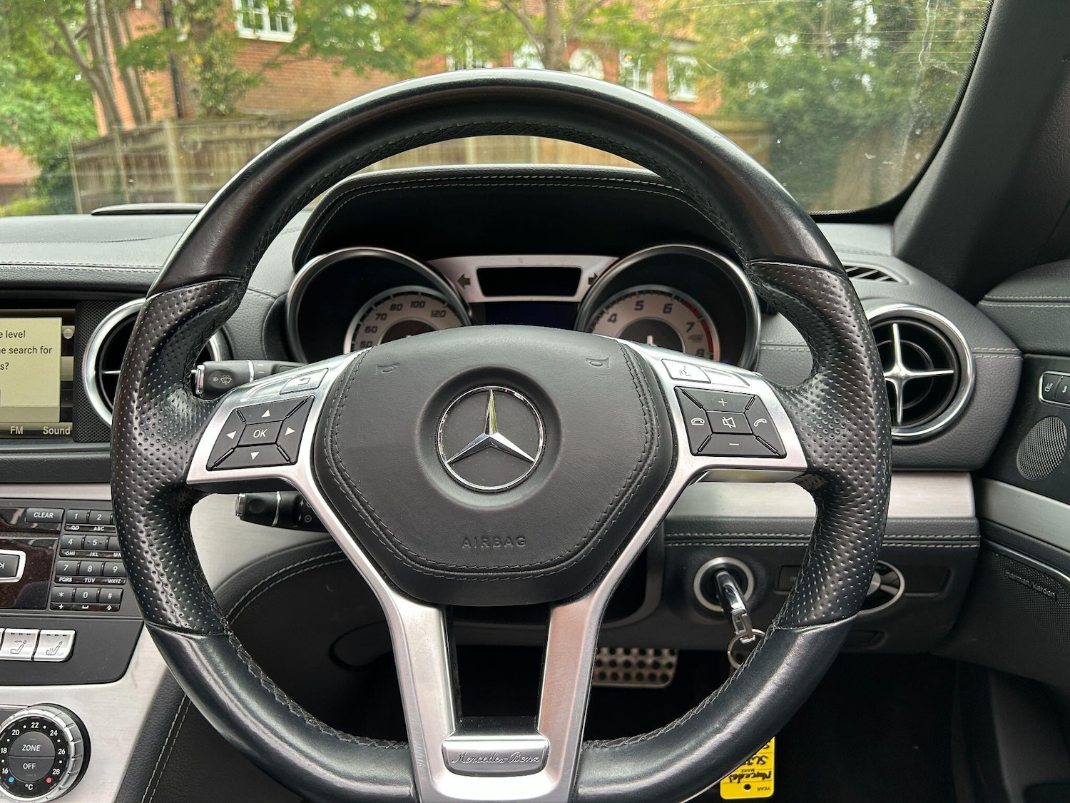 Used Mercedes-Benz SL 2014 for sale - 76993626: Photo 6