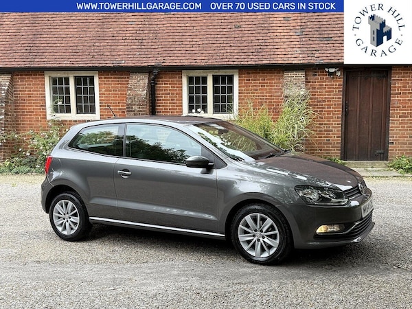 Used Volkswagen Polo 2014 for sale - 75990083: Photo 1