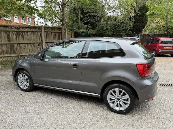 Used Volkswagen Polo 2014 for sale - 75990083: Photo 6