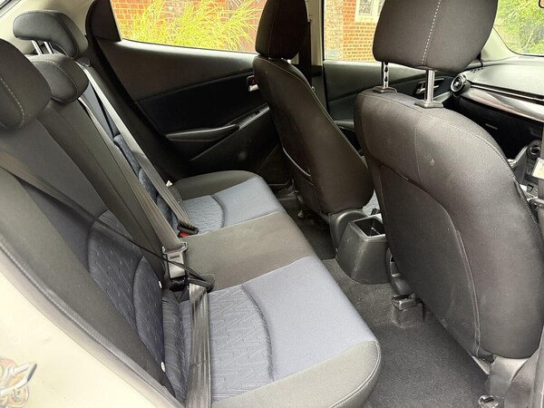 Used Mazda Mazda2 for sale - 76240162: Photo 19
