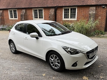 Used Mazda Mazda2 for sale - 76240162: Photo 2