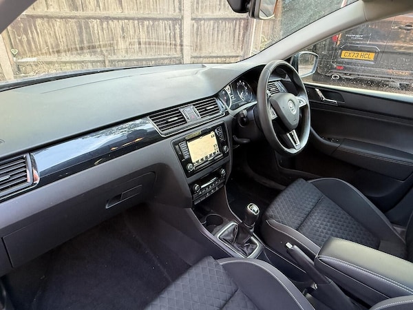 Used Skoda Rapid Spaceback 2016 for sale - 76013397: Photo 24
