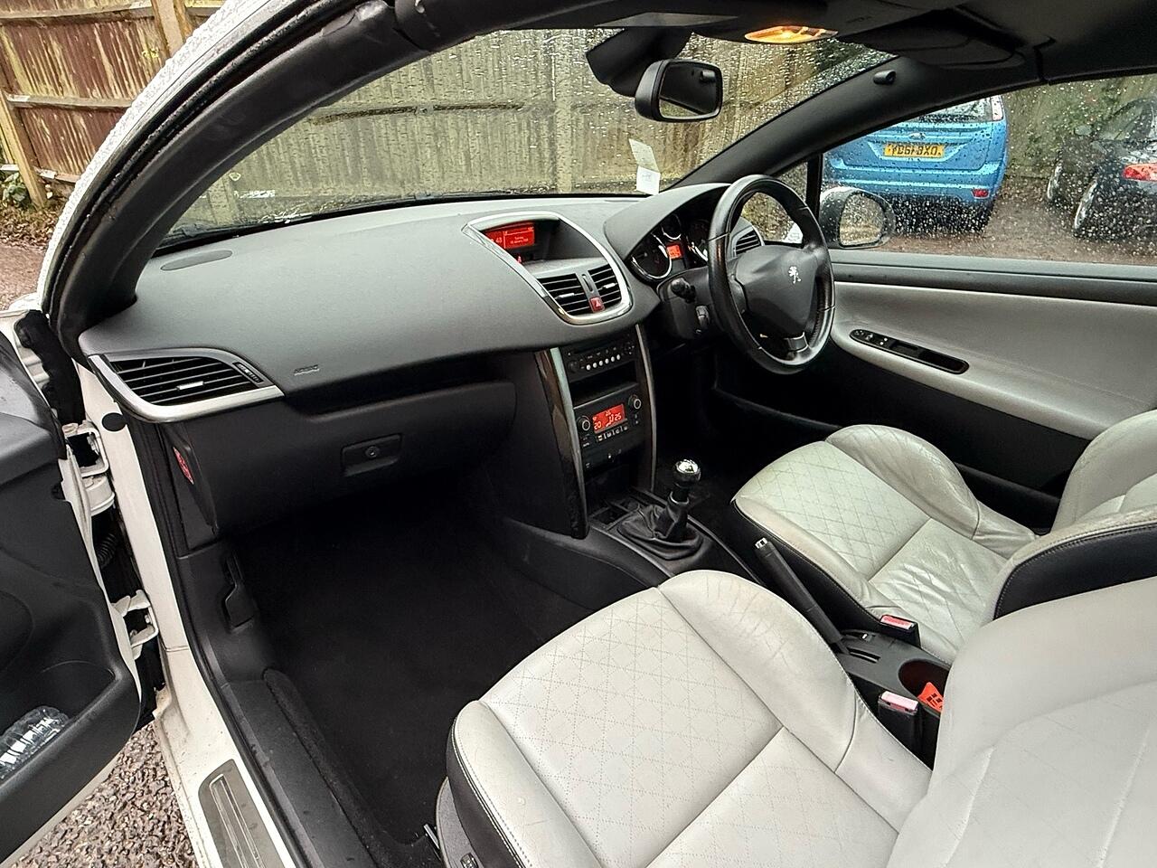 Used Peugeot 207 2013 for sale - 77216110: Photo 18