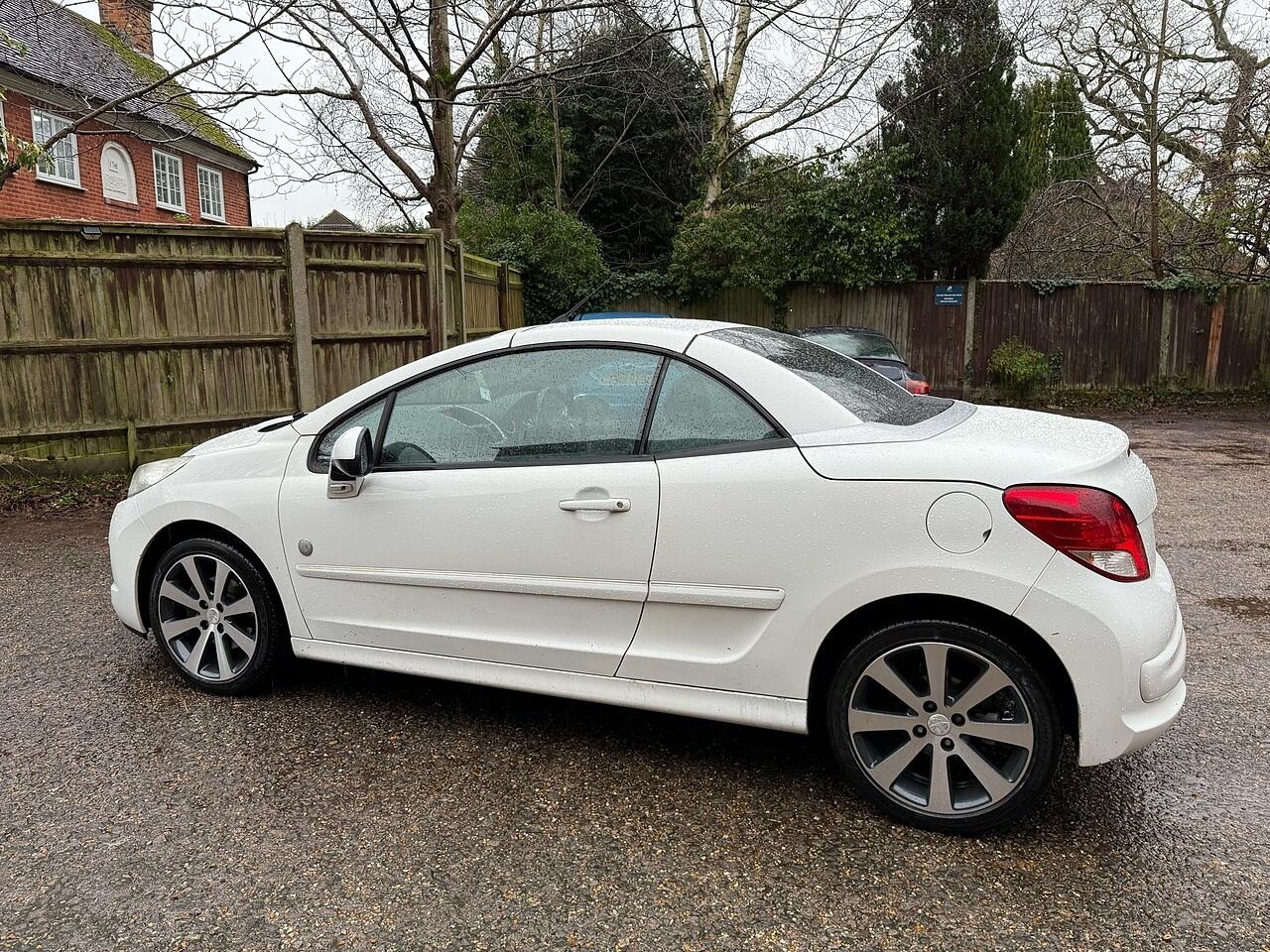 Used Peugeot 207 2013 for sale - 77216110: Photo 8