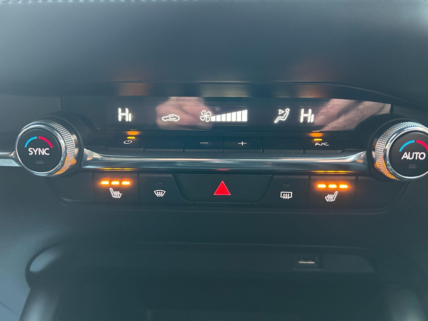 Used Mazda Mazda3 2021 for sale - 76728689: Photo 14