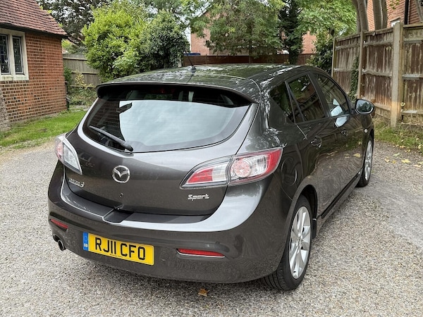 Used Mazda Mazda3 2011 for sale - 76021074: Photo 15