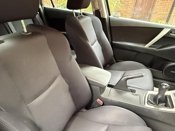 Used Mazda Mazda3 2011 for sale - 76021074: Photo 26