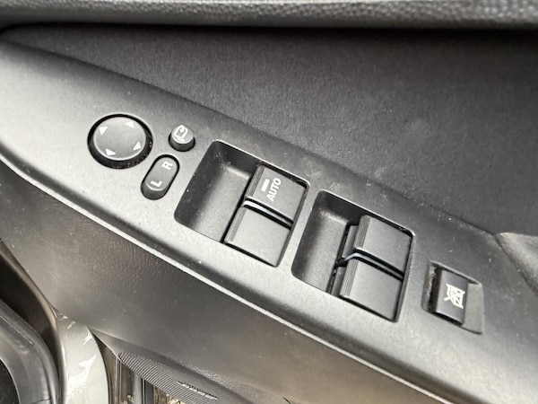 Used Mazda Mazda3 2011 for sale - 76021074: Photo 28