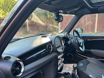 Used MINI Hatch 2010 for sale - 76988589: Photo