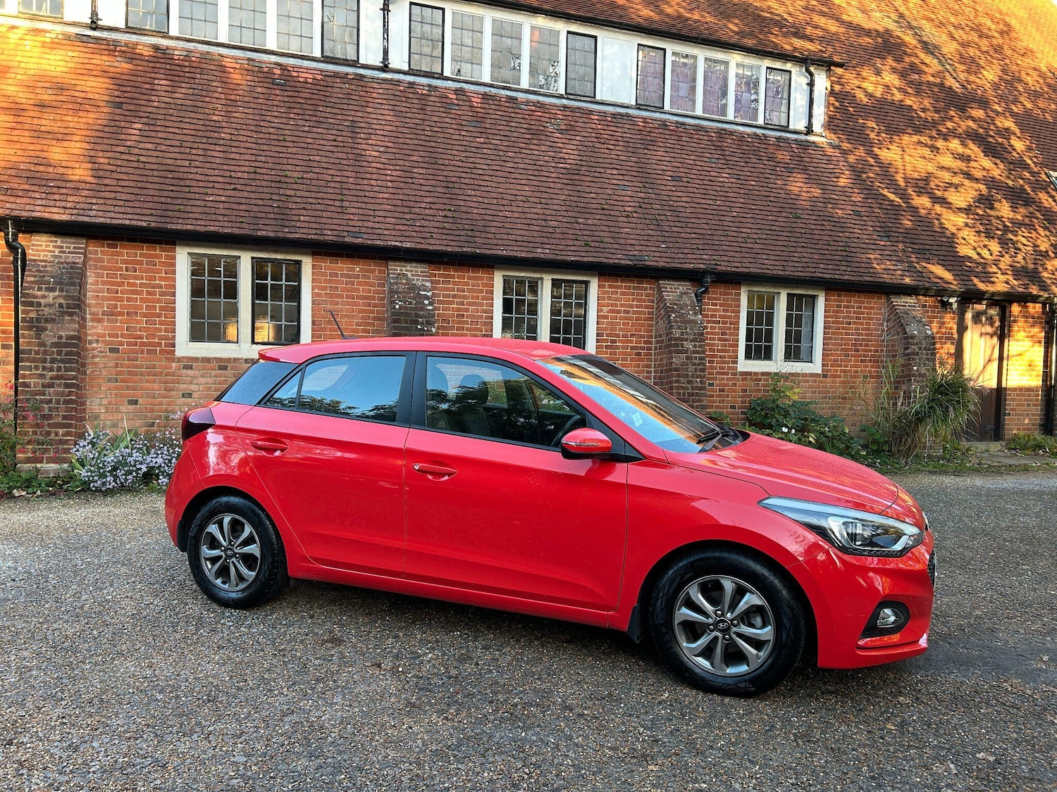 Used Hyundai i20 2019 for sale - 76370799: Photo 1