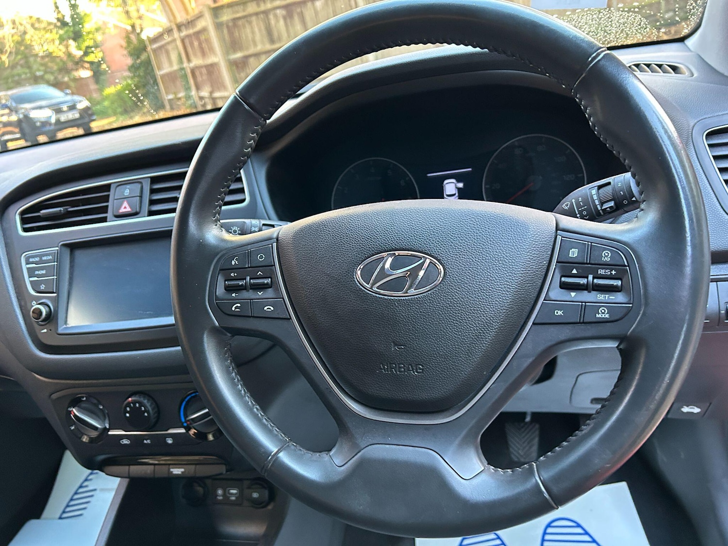 Used Hyundai i20 2019 for sale - 76370799: Photo 6