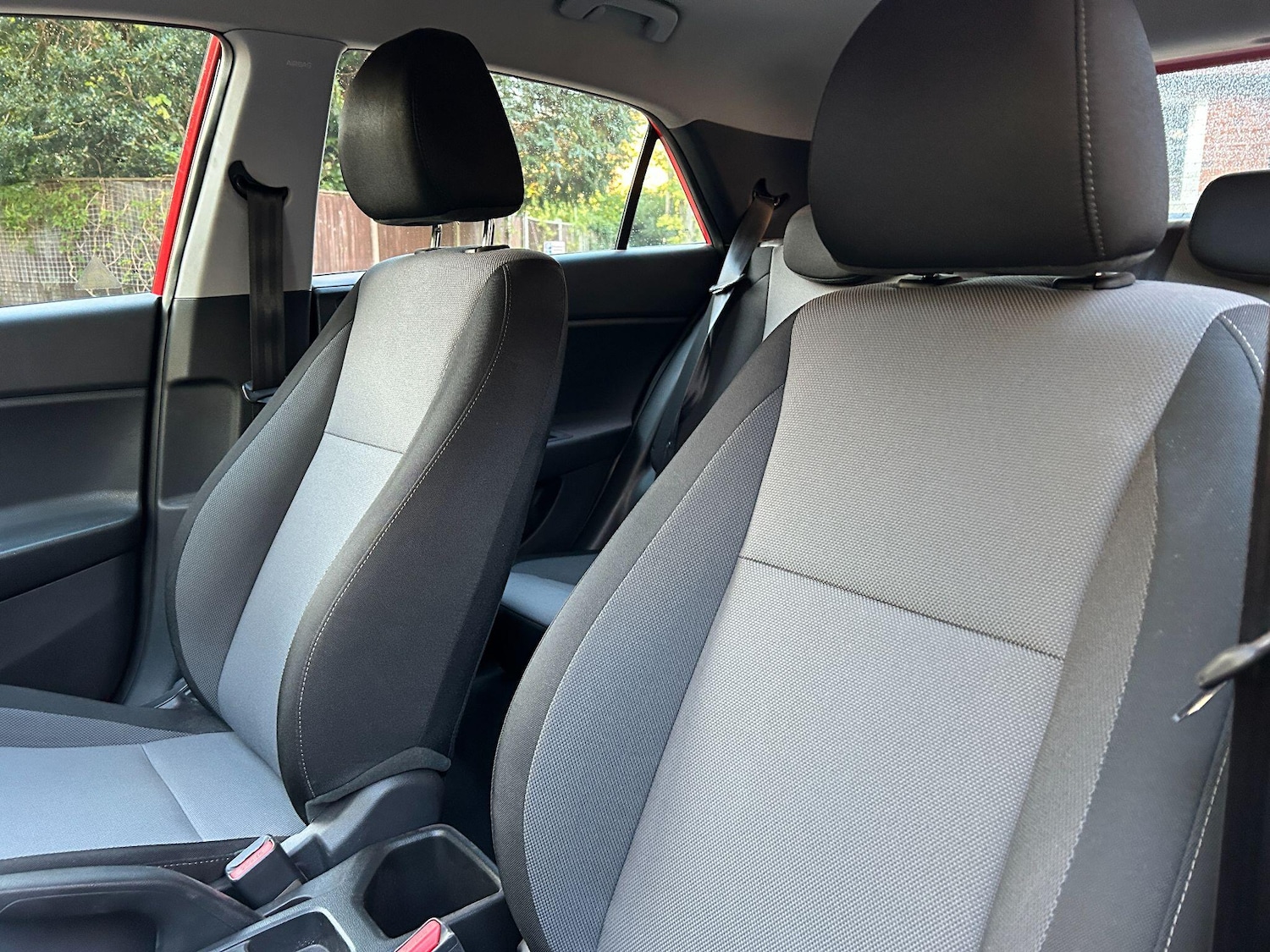 Used Hyundai i20 2019 for sale - 76370799: Photo 8