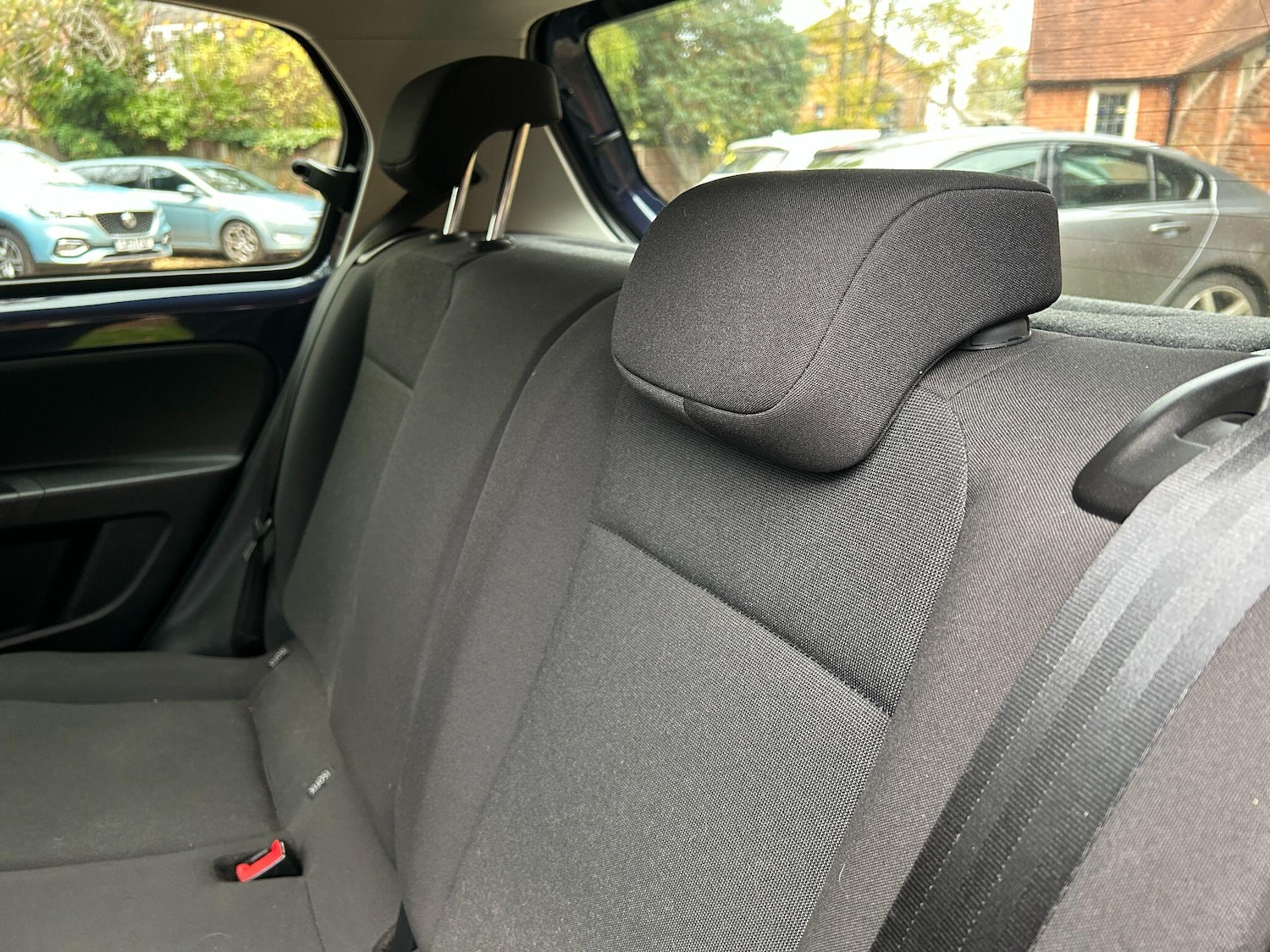 Used Volkswagen up! 2018 for sale - 76458061: Photo 9