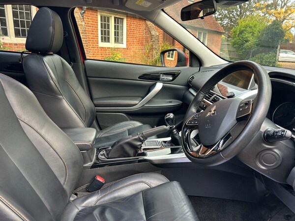 Used Mitsubishi Eclipse Cross 2018 for sale - 76314385: Photo 2