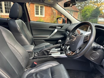 Used Mitsubishi Eclipse Cross 2018 for sale - 76314385: Photo 2