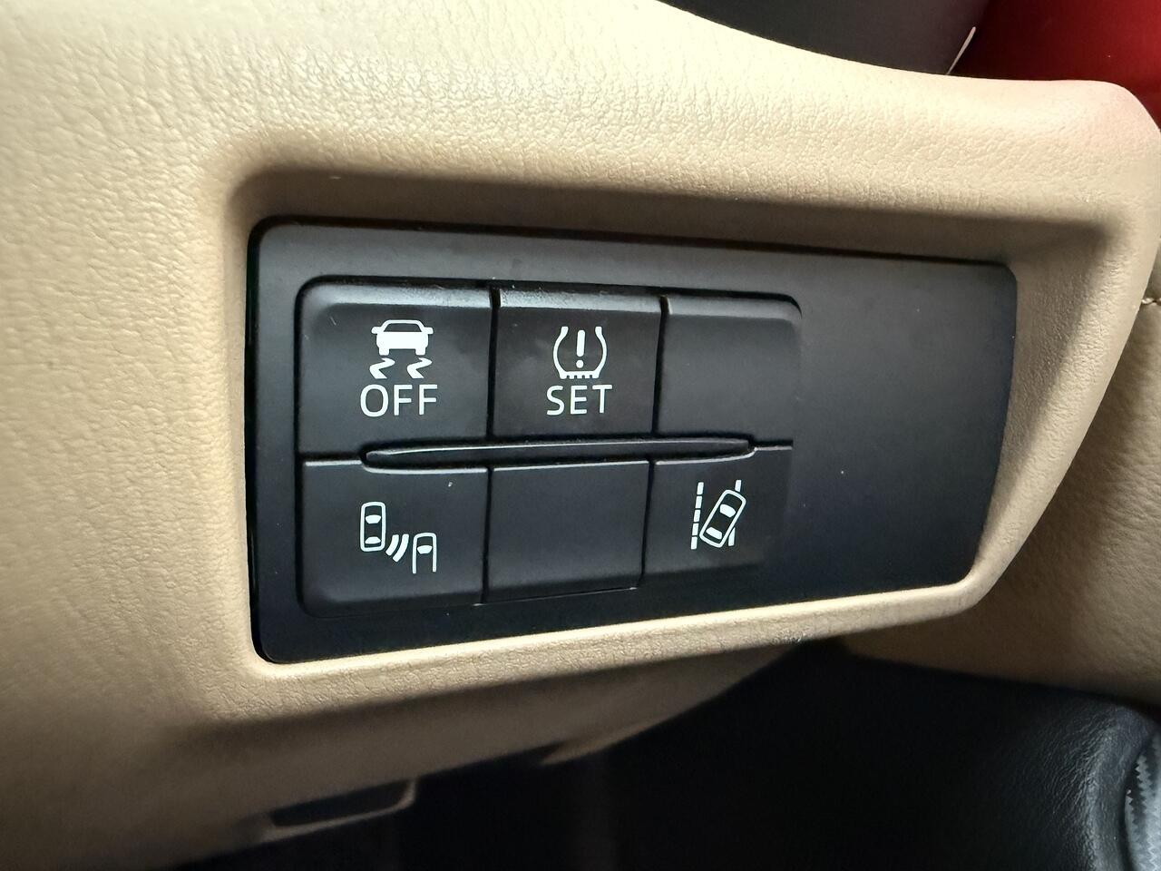 Used Mazda MX-5 2015 for sale - 76991112: Photo 28