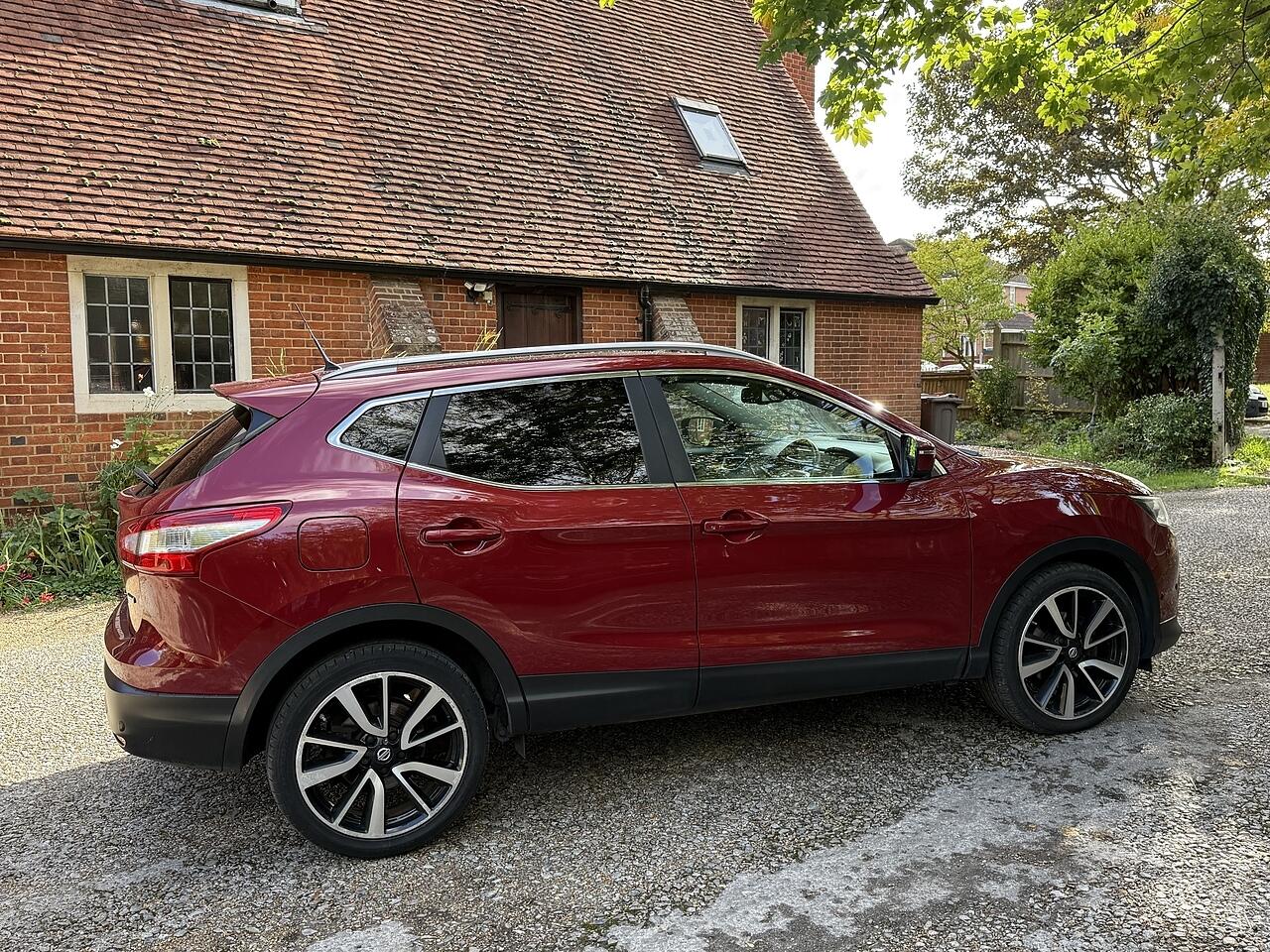 Used Nissan Qashqai 2015 for sale - 76174832: Photo 17