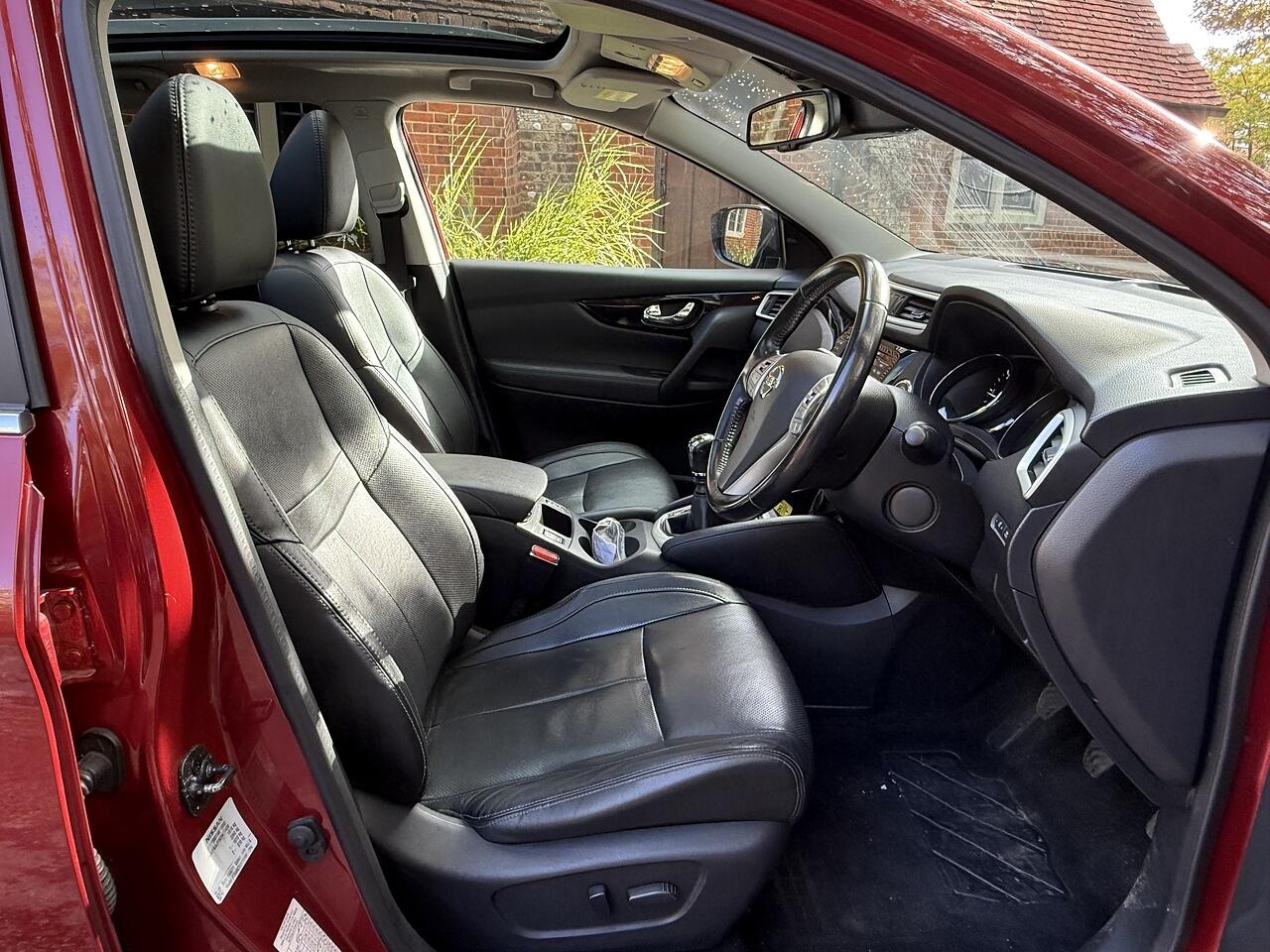 Used Nissan Qashqai 2015 for sale - 76174832: Photo 32