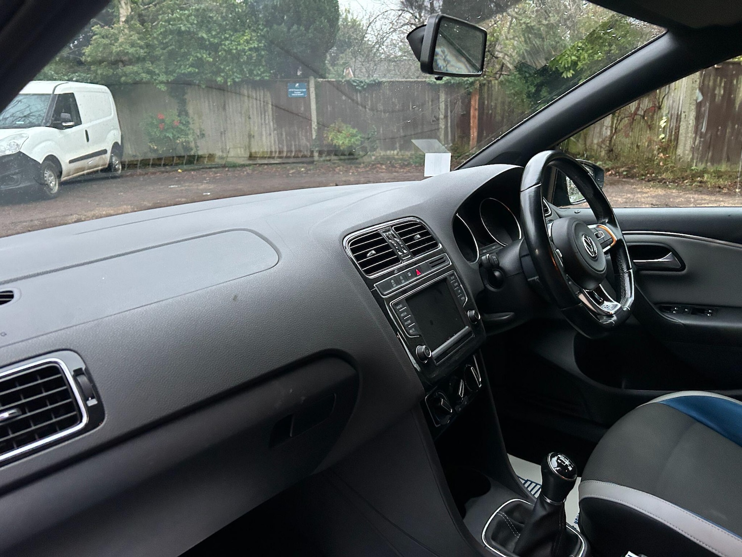 Used Volkswagen Polo 2014 for sale - 76993804: Photo 4