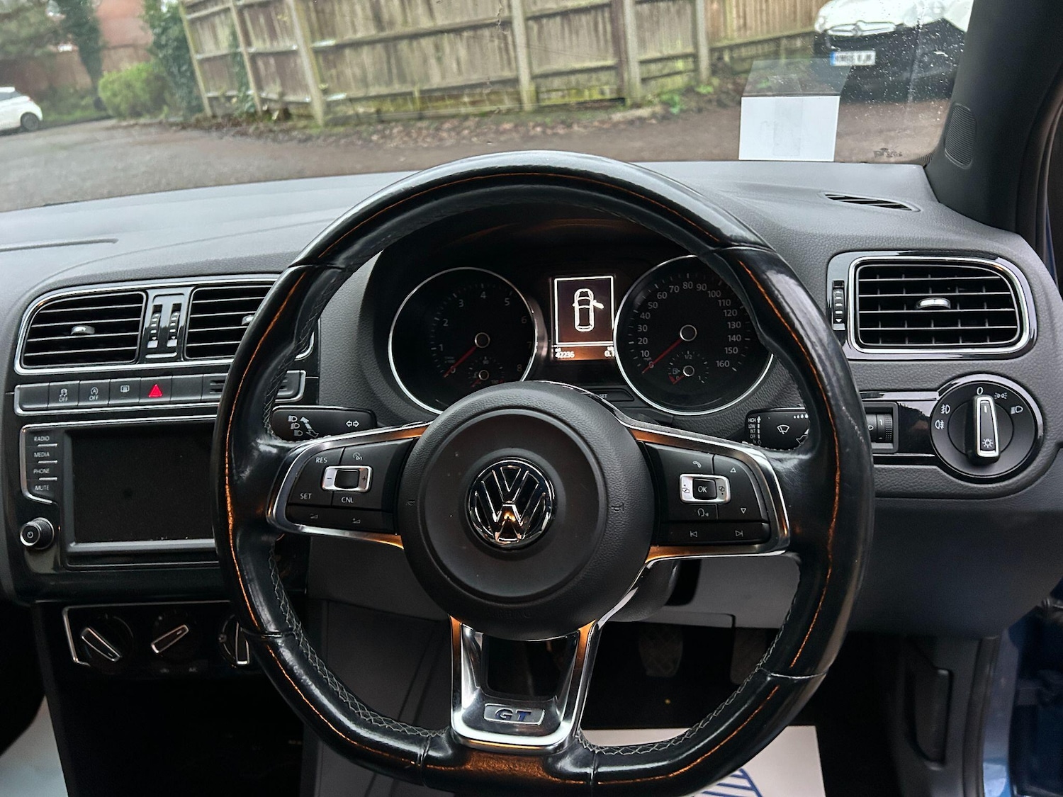 Used Volkswagen Polo 2014 for sale - 76993804: Photo 6