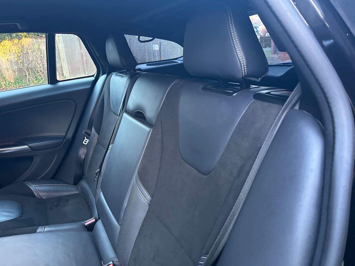 Used Volvo V60 2016 for sale - 76865925: Photo 11