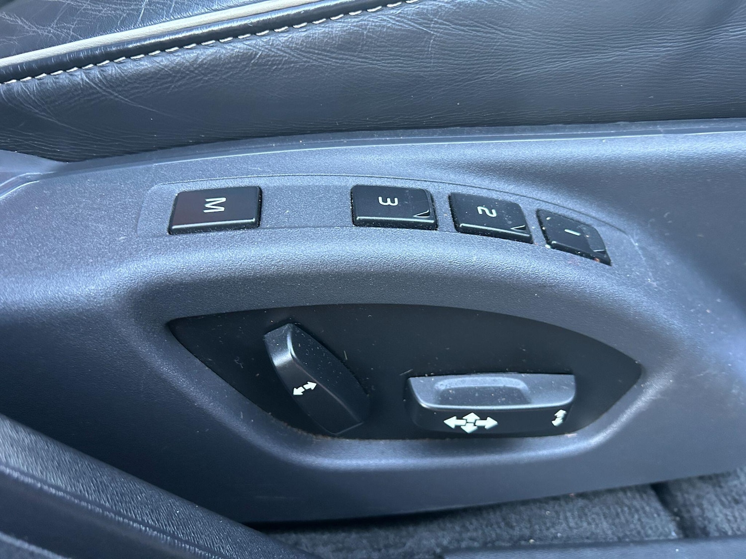 Used Volvo V60 2016 for sale - 76865925: Photo 14