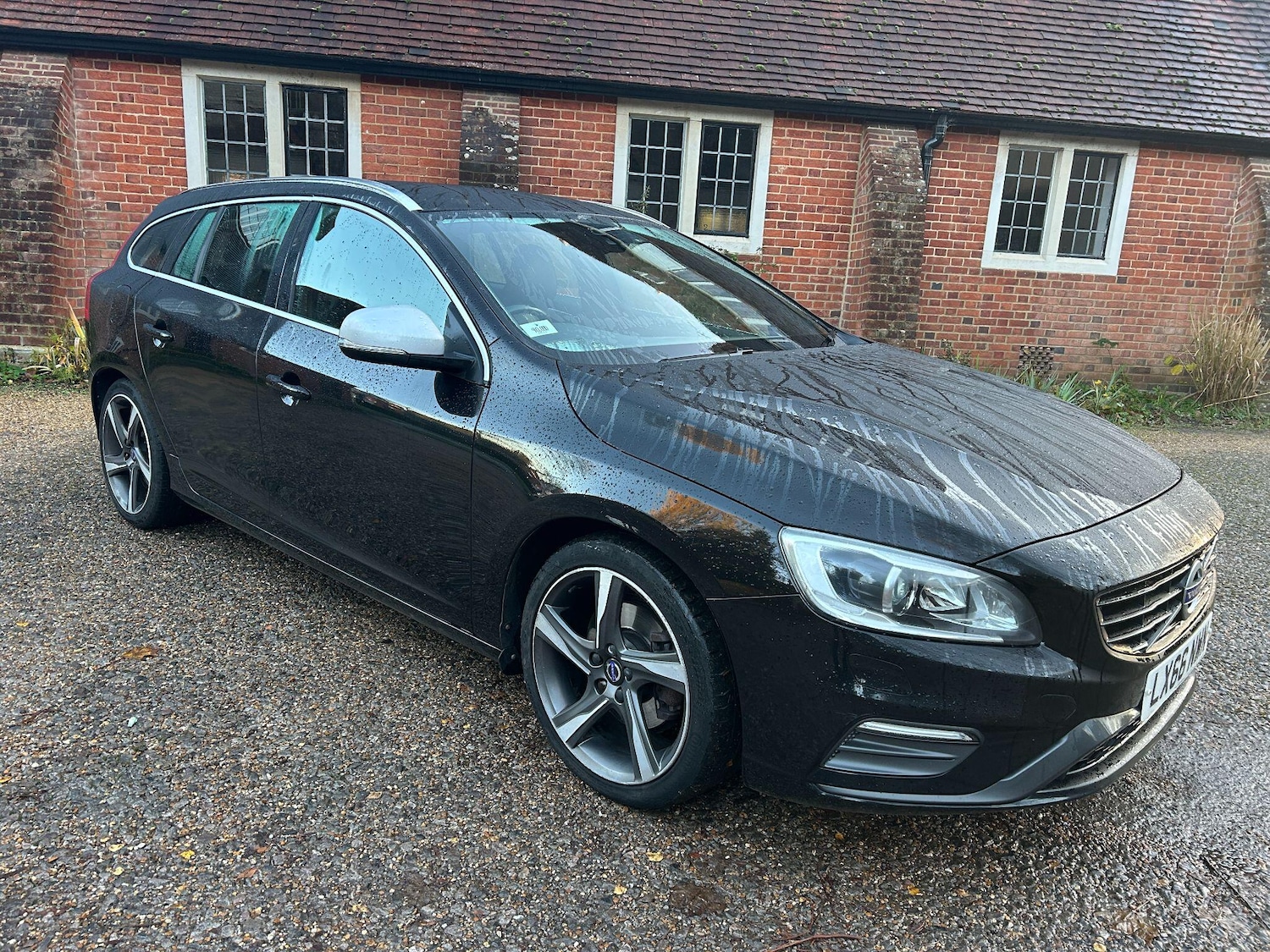 Used Volvo V60 2016 for sale - 76865925: Photo 17