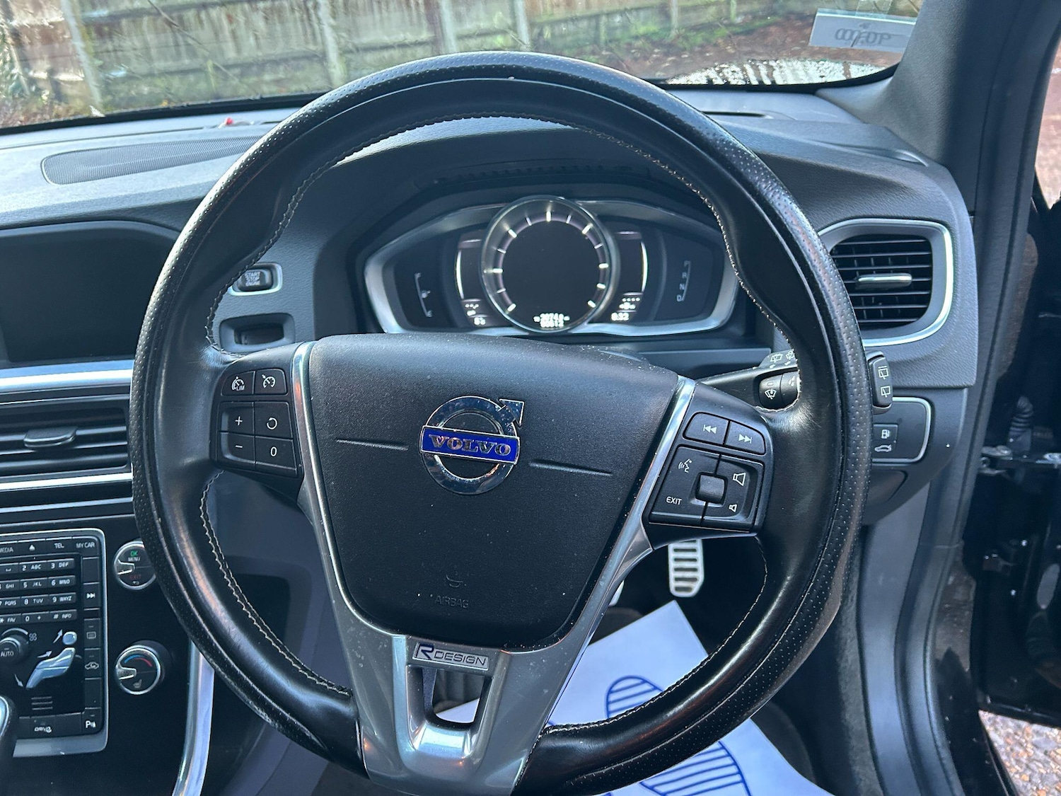 Used Volvo V60 2016 for sale - 76865925: Photo 6