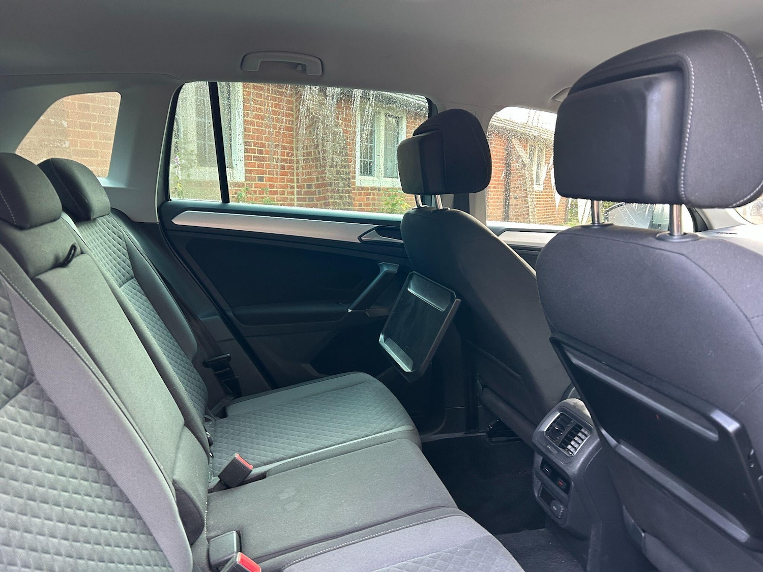 Used Volkswagen Tiguan 2016 for sale - 76994533: Photo 10