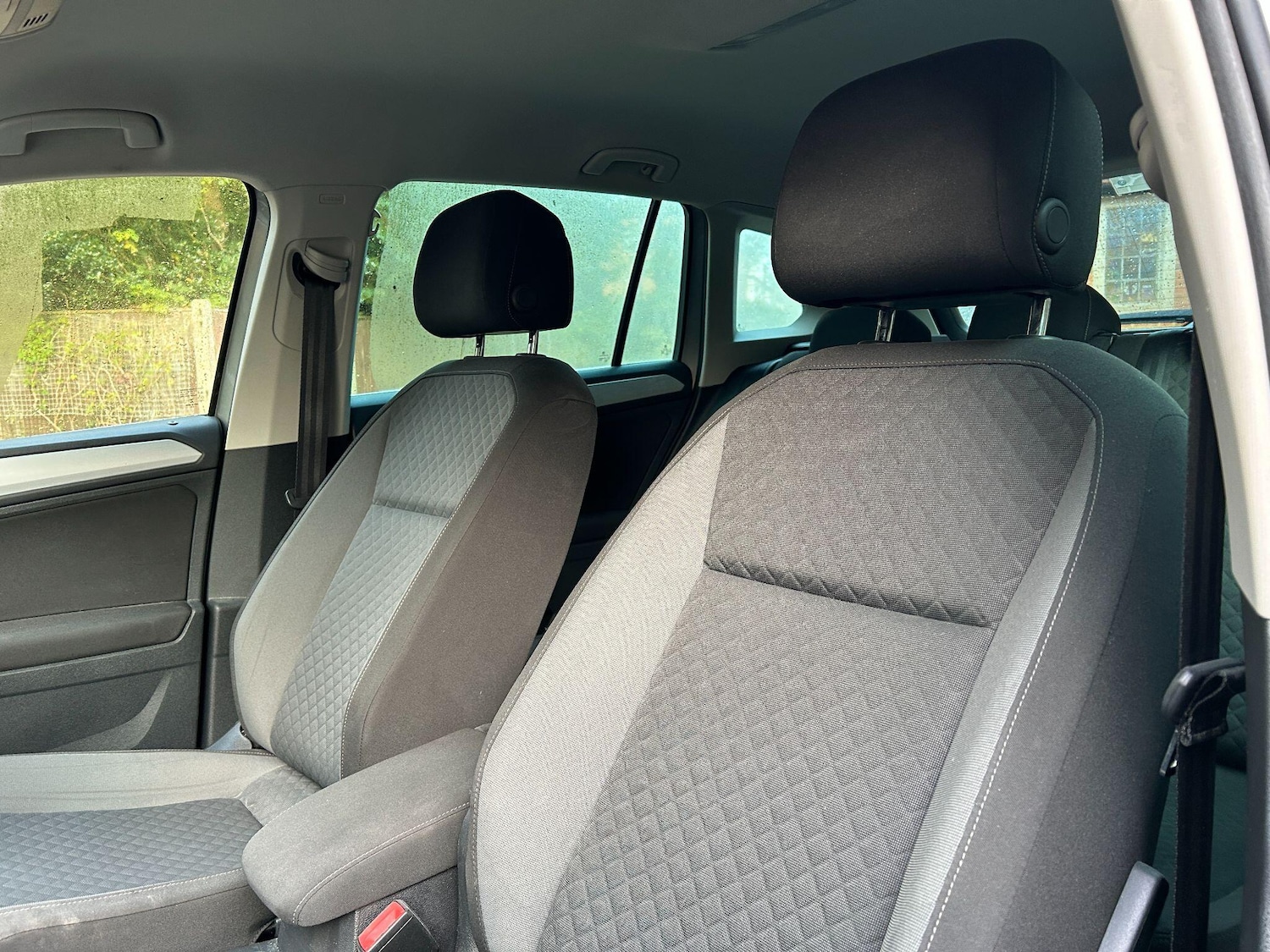 Used Volkswagen Tiguan 2016 for sale - 76994533: Photo 8