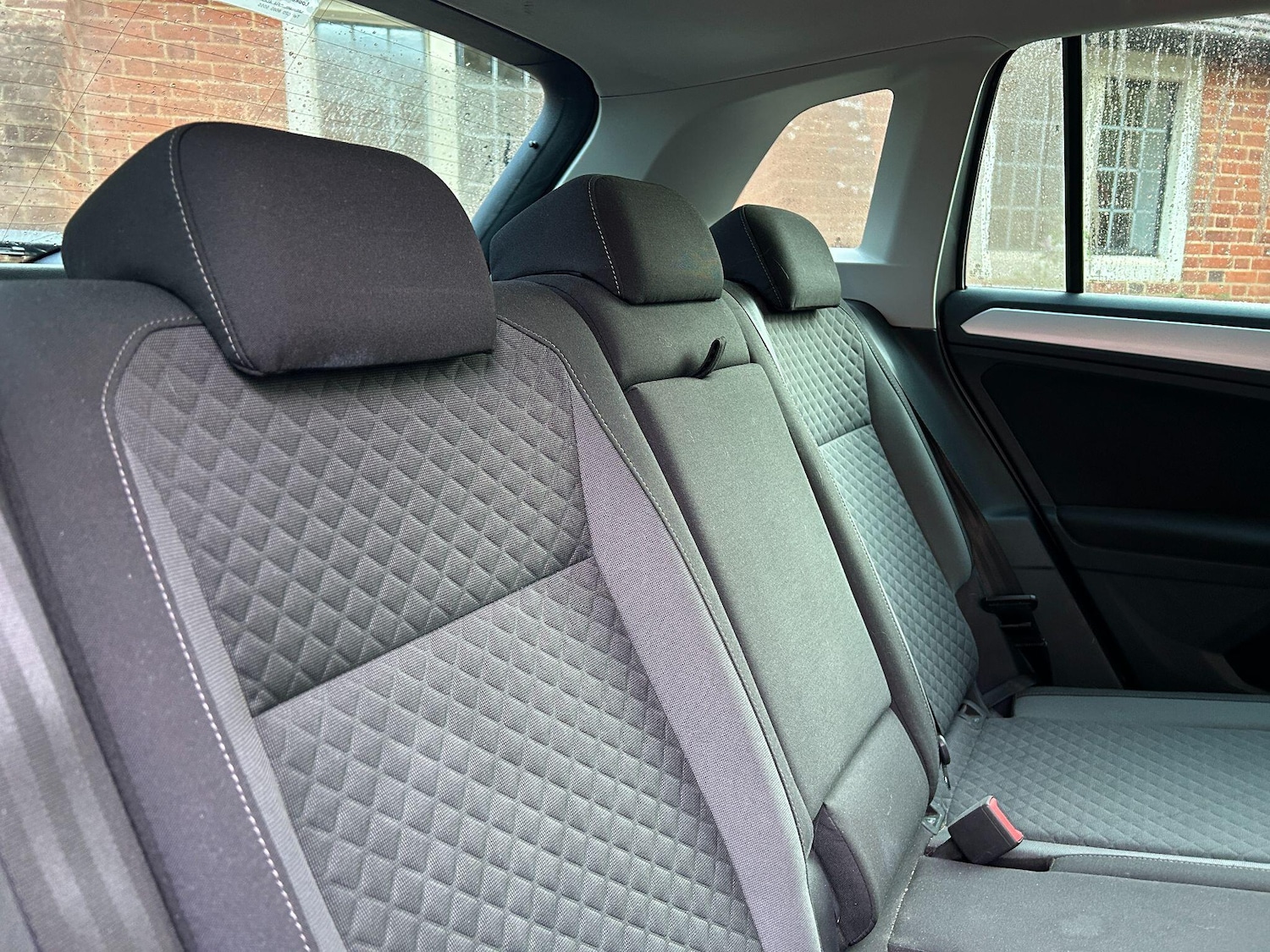 Used Volkswagen Tiguan 2016 for sale - 76994533: Photo 9