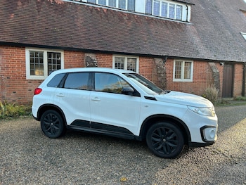 (17) - 1.6 Kuro Euro 6 (s/s) 5dr