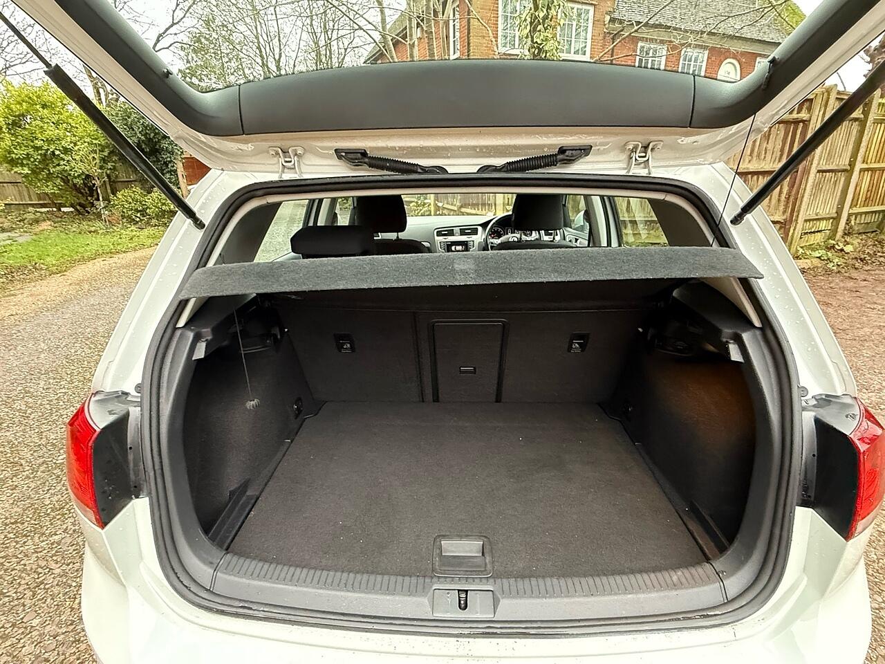 Used Volkswagen Golf 2016 for sale - 77163623: Photo 22