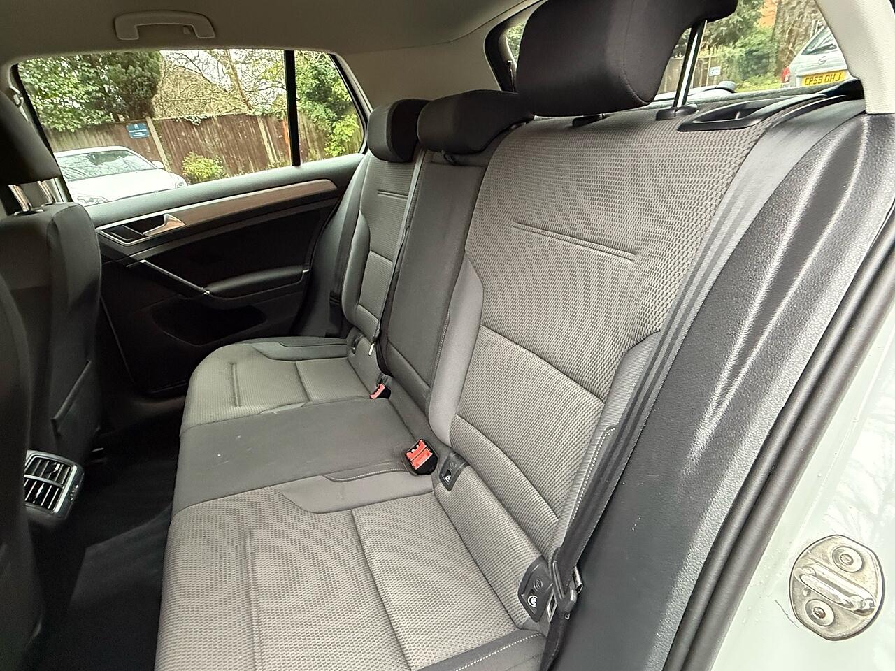 Used Volkswagen Golf 2016 for sale - 77163623: Photo 25