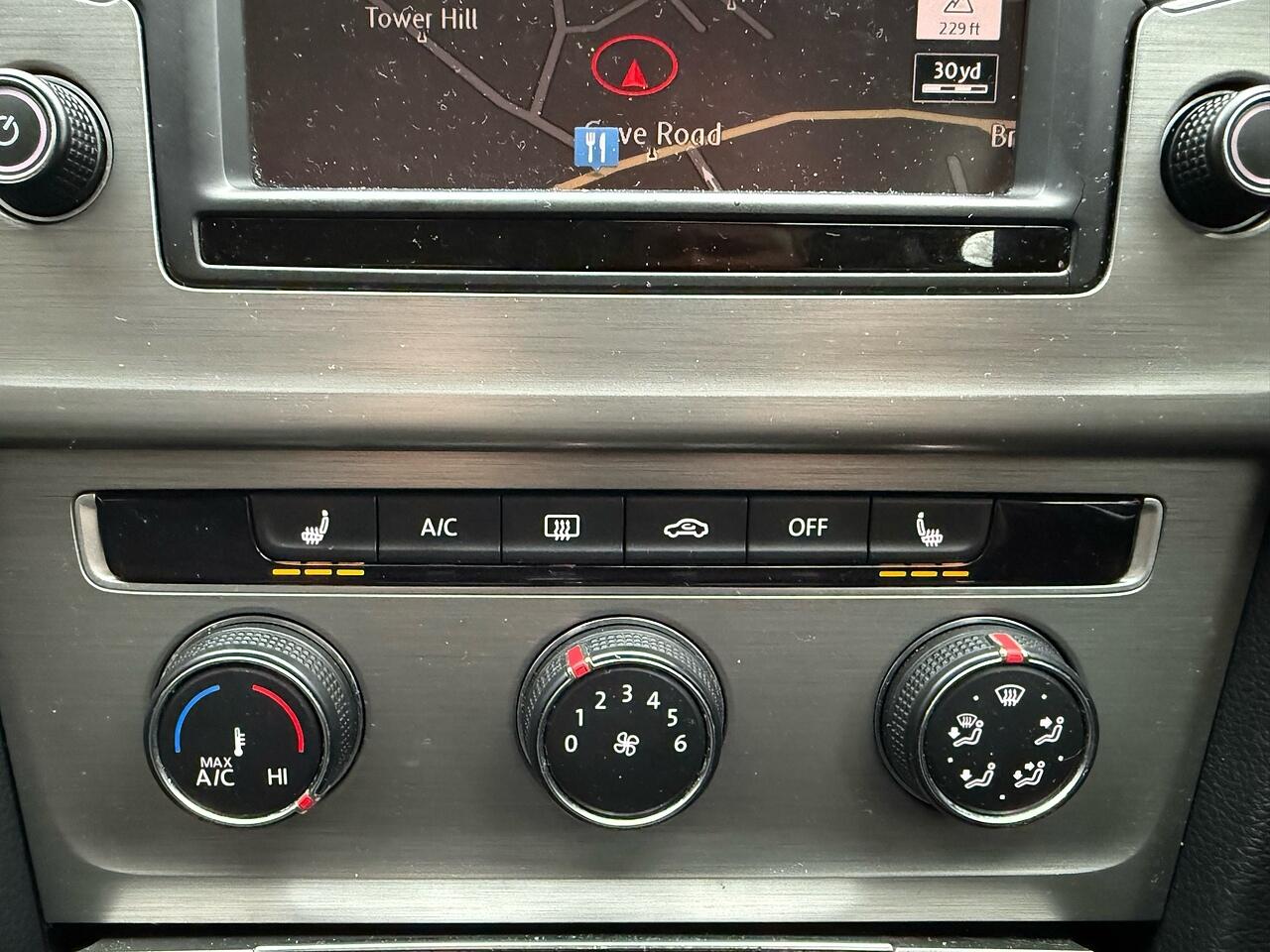 Used Volkswagen Golf 2016 for sale - 77163623: Photo 29