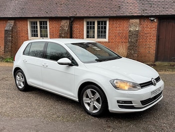 Used Volkswagen Golf 2016 for sale - 77163623: Photo