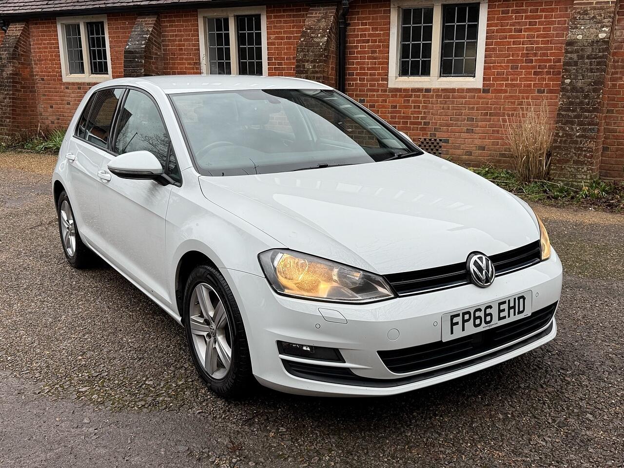 Used Volkswagen Golf 2016 for sale - 77163623: Photo 3