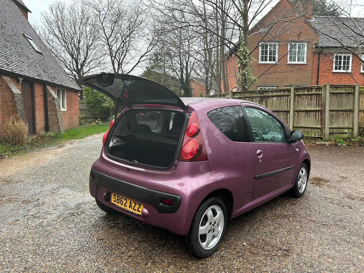 Used Peugeot 107 2012 for sale - 76926687: Photo 17