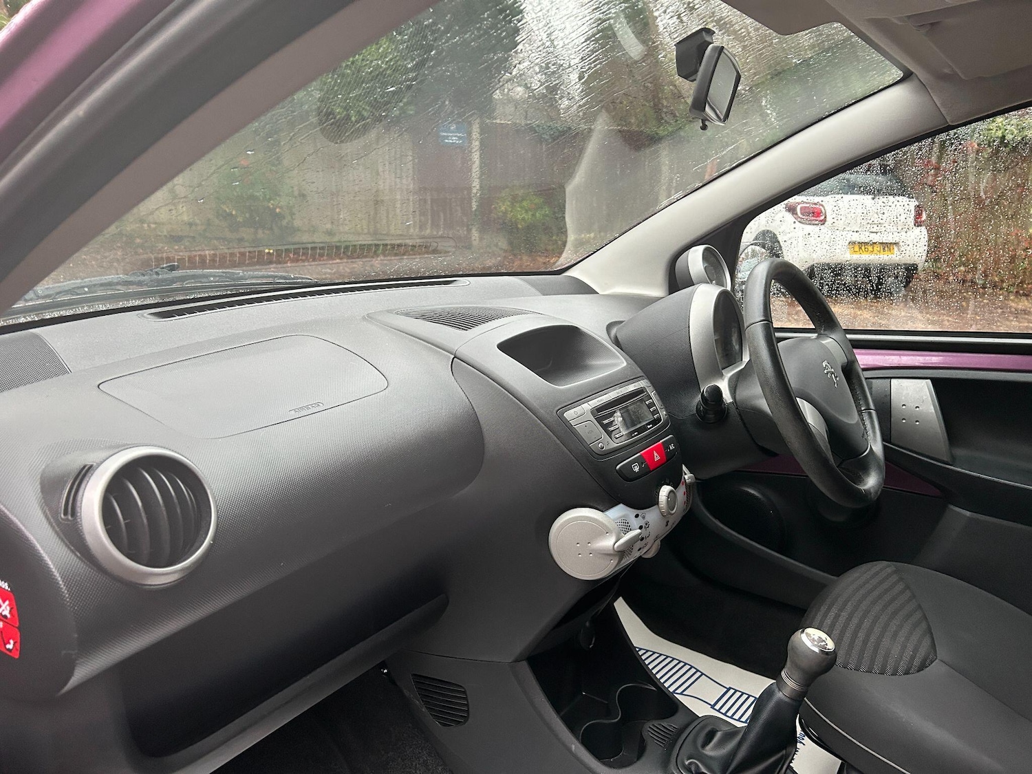 Used Peugeot 107 2012 for sale - 76926687: Photo 4