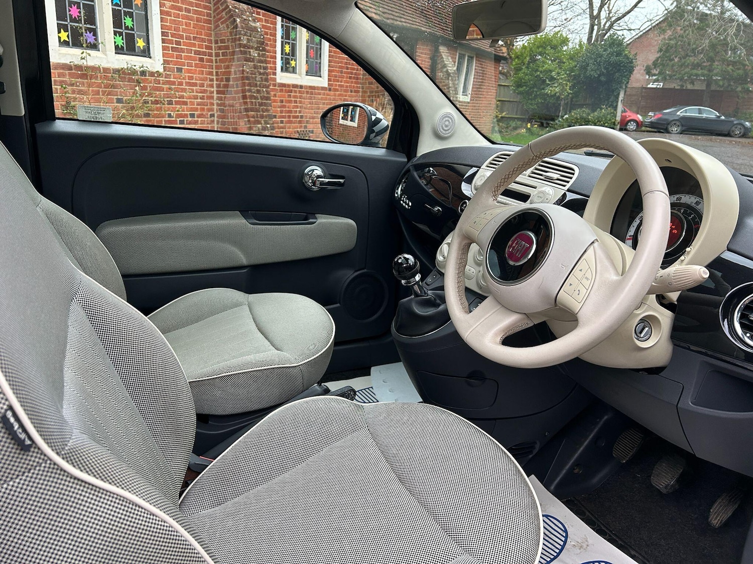 Used Fiat 500 2011 for sale - 76866498: Photo 2