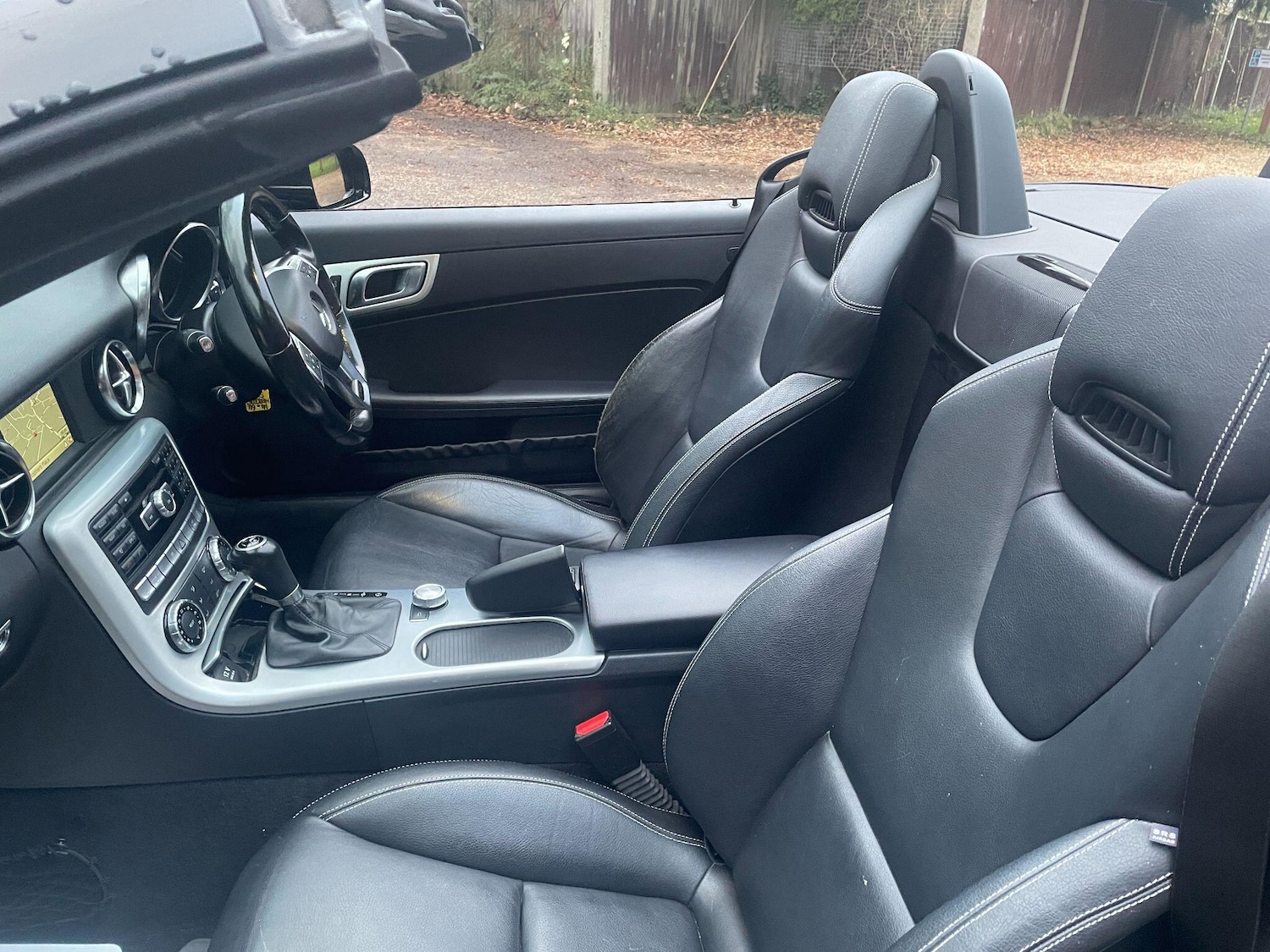 Used Mercedes-Benz SLK 2014 for sale - 76690017: Photo 3